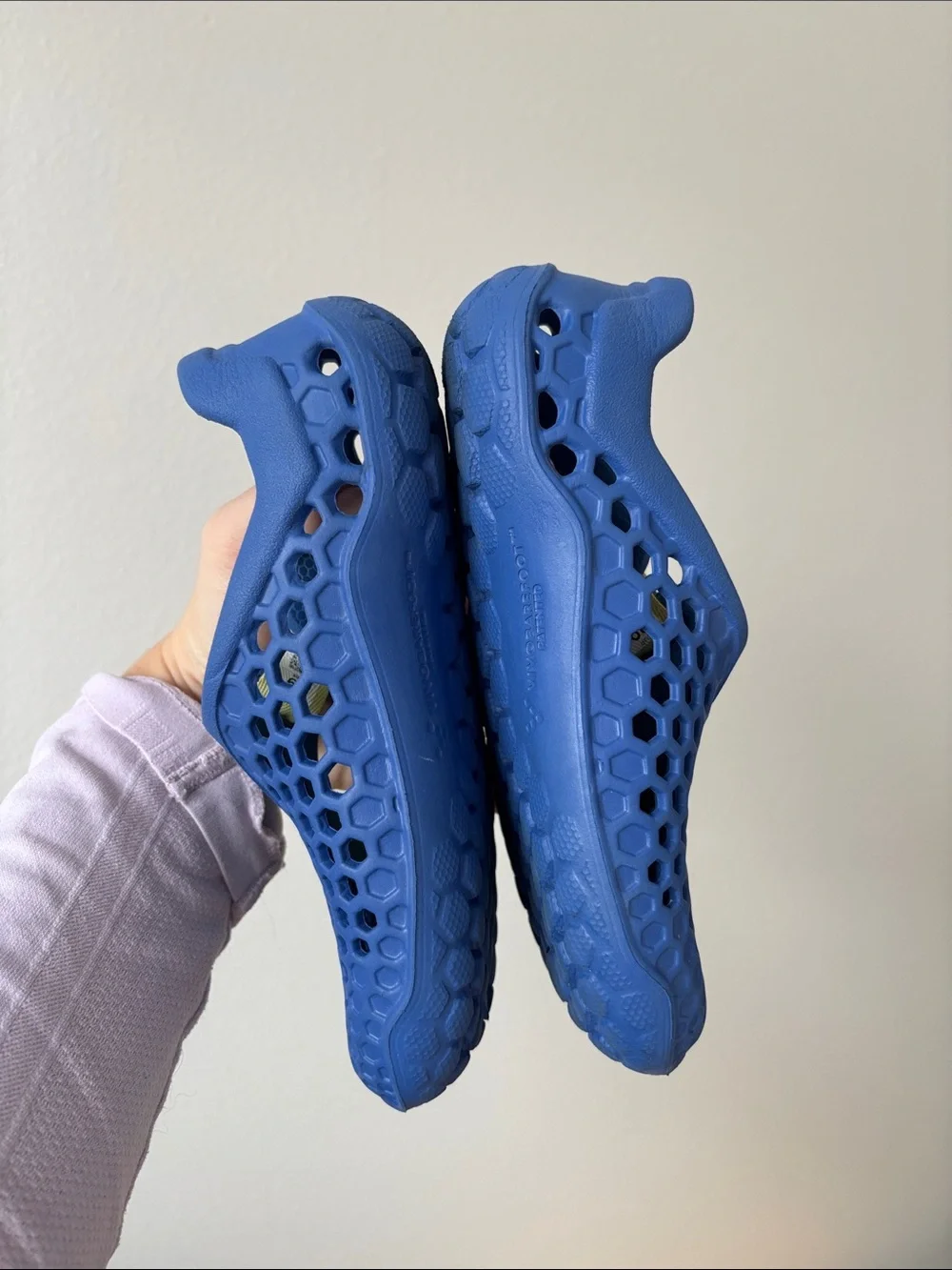 Vivobarefoot Ultra Bloom Kids Amparo Blue kids size EU 29 Us 11.5Y EUC grounding